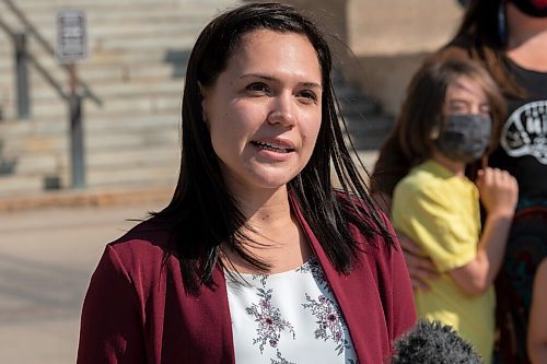 JESSE BOILY  / WINNIPEG FREE PRESS
Cindy Lamoureux, Manitoba Liberal Critic for Early Learning and Child Care, speaks to media outside of the Legislative building on Tuesday. The Manitoba Liberals want to see more funding to early childhood care. Tuesday, Aug. 11, 2020.
Reporter: