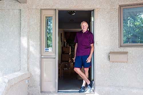 MIKAELA MACKENZIE / WINNIPEG FREE PRESS

Ed Lohrenz, geothermal heat pump expert, poses for a portrait in his home (which has the system) in Winnipeg on Wednesday, Aug. 12, 2020. For Sarah story.
Winnipeg Free Press 2020.