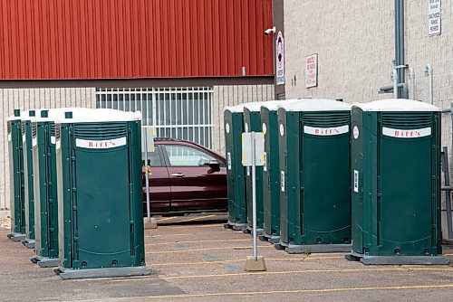 JESSE BOILY  / WINNIPEG FREE PRESS
Porta potties sit outside of Canada Goose on Mountain Ave. on Thursday. Workers have said that they are only being cleaned every four days and many use their breaks going to look for other public bathrooms or go home. Thursday, Aug. 13, 2020.
Reporter: Kellen