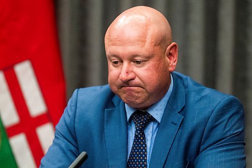 MIKAELA MACKENZIE / WINNIPEG FREE PRESS

Dr. Brent Roussin, chief provincial public health officer, speaks to the media during a COVID-19 update at the Manitoba Legislative Building in Winnipeg on Monday, Aug. 17, 2020. For Carol Sanders story.
Winnipeg Free Press 2020.