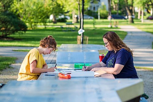 MIKAELA MACKENZIE / WINNIPEG FREE PRESS

Natalie Baird (left) and Ariel Gordon work on their ongoing draw/write project, the Pandemic Papers, at Vimy Ridge Park in Winnipeg on Tuesday, Aug. 18, 2020. For arts story.
Winnipeg Free Press 2020.