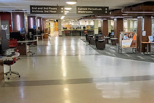 JESSE BOILY  / WINNIPEG FREE PRESS
The Elizabeth Dafoe Library waits for students to come and study on Tuesday. The libraries are currently only open at limited capacity and to students only. Tuesday, Aug. 18, 2020.
Reporter: Malak Abas