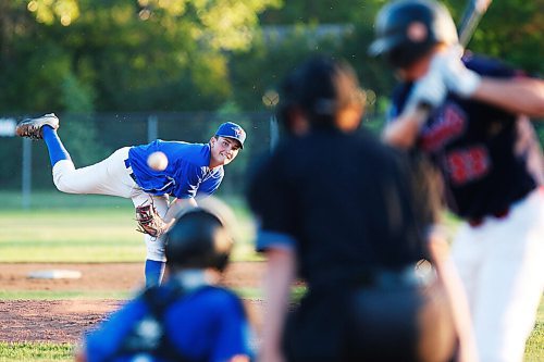 JOHN WOODS / WINNIPEG FREE PRESS
Interlake Blue Jays Cole Olfert (22) pitches against the Elmwood Giants in game 2 of the Manitoba Junior Baseball League playoffs in Stonewall Tuesday, August 18, 2020. 

Reporter: Bell