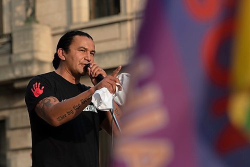 JESSE BOILY  / WINNIPEG FREE PRESS
Wab Kinew speaks to hundreds who gathered to bring awareness to police violence and the death of Eishia Hudson outside the legislative building on Friday. The rally then marched down Broadway to the Winnipeg Police headquarters. Friday, Aug. 21, 2020.
Reporter: