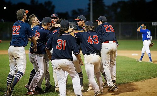 JOHN WOODS / WINNIPEG FREE PRESS
Elmwood Giants celebrate their win over the Altona Bisons  in game three of the final of the Manitoba Junior Baseball championships in Winnipeg Monday, August 24, 2020. Elmwood defeated  Altona three games to zero.

Reporter: Bell