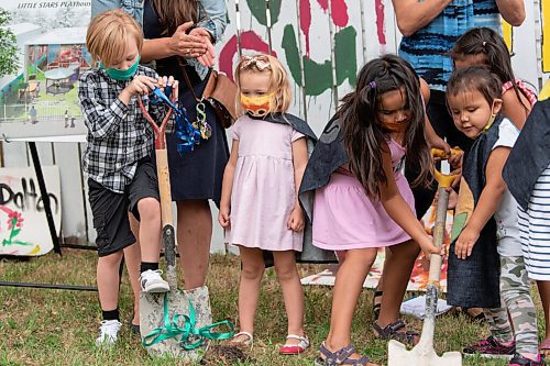 JESSE BOILY  / WINNIPEG FREE PRESS
Little Stars break the ground for the new Little Stars playground on Selkirk Ave. on Tuesday. Tuesday, Aug. 25, 2020.
Reporter: Standup