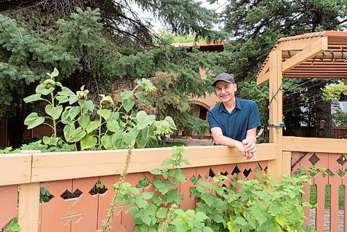 JESSE BOILY  / WINNIPEG FREE PRESS
Danny Schur, believes the pandemic has created some opportunities for Canadian film, poses for a photo outside his home on Tuesday. Schurs recent film Stand! is looking at a wider release due to the pandemic. Tuesday, Aug. 25, 2020.
Reporter: King