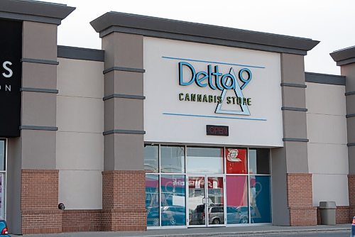 JESSE BOILY  / WINNIPEG FREE PRESS
 Delta 9 cannabis store in Kenaston on Wednesday. Delta 9 has seen profits continue to rise. Wednesday, Aug. 26, 2020.
Reporter: