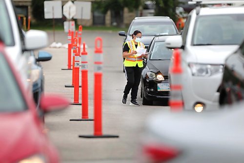 RUTH BONNEVILLE / WINNIPEG FREE PRESS

49.8 - COVID testing site on Main

People line up in their vehicles at a drive-in COVID testing site at 1284 Main St. Wednesday.  


 Aug 26th, 2020