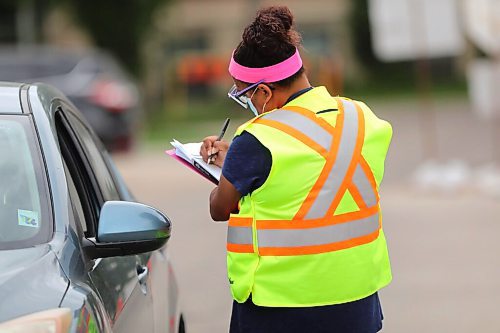 RUTH BONNEVILLE / WINNIPEG FREE PRESS

49.8 - COVID testing site on Main

People line up in their vehicles at a drive-in COVID testing site at 1284 Main St. Wednesday.  


 Aug 26th, 2020