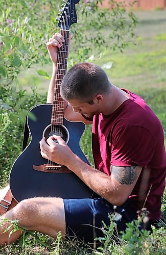 RUTH BONNEVILLE / WINNIPEG FREE PRESS

SPORTS - Bombers - Drew Wolitarsky, 

Portraits of Winnipeg Blue Bombers receiver, Drew Wolitarsky, with his guitar at a lake near his home.

Story:  Drew Wolitarsky,  Lives in California, but came up to Winnipeg cause the virus is crazy in the states. With no football hes putting a bigger emphasis on his music career so a shot of him with his guitar or something would be cool.


Taylor Allen story

 Aug 26th, 2020