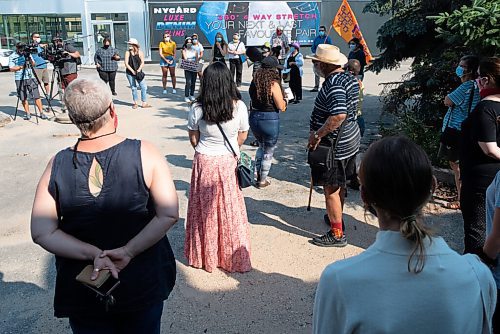 JESSE BOILY  / WINNIPEG FREE PRESS
People gathered to bring awareness to what they say is Peter Nygards legacy of sexual abuse outside of Nygards Notre Dame property on Wednesday. Wednesday, Aug. 26, 2020.
Reporter: Malak