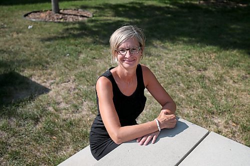 SHANNON VANRAES/WINNIPEG FREE PRESS
Winnipeg English teacher, Darcia Jones, wants the province to postpone the provincial exams for 2020-21. 

(Note: She was photographed at River West Park School, although she doesn't teach there, rather she lives nearby.)