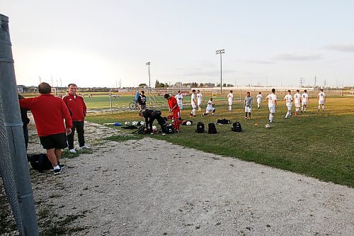 JOHN WOODS / WINNIPEG FREE PRESS
Players neglect the back-to-play rules by arriving at least 40 minutes prior to their game at Ralph Cantafio Soccer Complex in Winnipeg Wednesday, August 26, 2020. 

Reporter: Allen