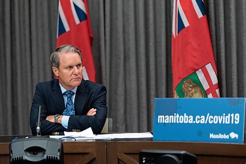 JESSE BOILY  / WINNIPEG FREE PRESS
Seniors and active living Minister Cameron Friesen gives a COVID-19 update at the legislative building on Thursday. Thursday, Aug. 27, 2020.
Reporter: Larry