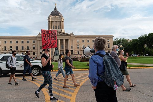 JESSE BOILY  / WINNIPEG FREE PRESS
People gathered outside of the Legislative building and were demanding a full and comprehensive plan for back-to-school on Thursday. They then marched down Broadway to Vimy Ridge park. Thursday, Aug. 27, 2020.
Reporter: Piche