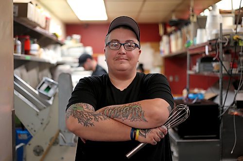 SHANNON VANRAES/WINNIPEG FREE PRESS
Chef Ashley Hebel prepares The Frenchway's Le Burger Week contender, the Manitoba Social, on Friday August 28, 2020.