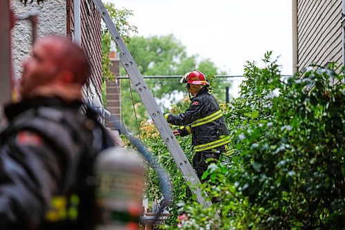 Daniel Crump / Winnipeg Free Press. Firefighters attend a call in the 600 block of Banning Street. A neighbour, who lives to houses over, says this property is vacant and has been a problem in the past. August 30, 2020.