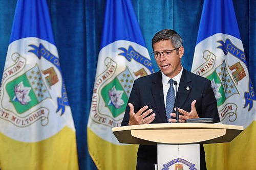 MIKE DEAL / WINNIPEG FREE PRESS
Mayor Brian Bowman speaks during a media availability after the Emergency Meeting of City Council Monday morning. 
200831 - Monday, August 31, 2020