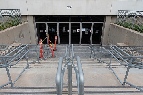 JESSE BOILY  / WINNIPEG FREE PRESS
Some buildings at the campus are closed like the Education Building at the University of Manitoba as the new year of classes begin soon. Monday, Aug. 31, 2020.
Reporter: