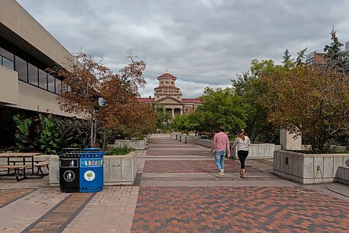 JESSE BOILY  / WINNIPEG FREE PRESS
University of Manitoba sees few students at the empty campus as the new year of classes begin soon. Monday, Aug. 31, 2020.
Reporter: