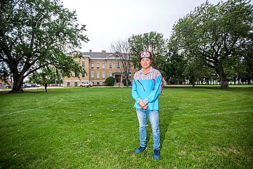 MIKAELA MACKENZIE / WINNIPEG FREE PRESS

Long Plain First Nation chief Dennis Meeches poses for a portrait in front of a former residential school, which has now been designated a National Historic Site, near Portage la Prairie on Tuesday, Sept. 1, 2020. For Dylan story.
Winnipeg Free Press 2020.