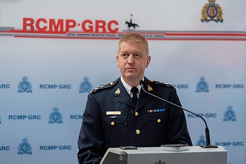 JESSE BOILY  / WINNIPEG FREE PRESS
RCMP Superintendent Michael Koppang speaks to media saying, that  several victims from an ongoing criminal matters are being intimidated and threatened, at the RCMP  D Division Headquarters on Wednesday. Wednesday, Sept. 2, 2020.
Reporter: JS
