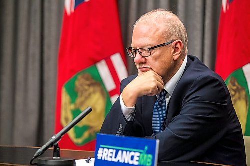 MIKAELA MACKENZIE / WINNIPEG FREE PRESS

Education minister Kelvin Goertzen speaks to the media about the opening of schools next week at the Manitoba Legislative Building in Winnipeg on Wednesday, Sept. 2, 2020. For Maggie Macintosh story.
Winnipeg Free Press 2020.