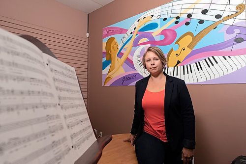 JESSE BOILY  / WINNIPEG FREE PRESS
Jenny Steinke-Magnus, execuitive director of the Manitoba Choral Association, poses for a portrait at her office on Wednesday. Wednesday, Sept. 2, 2020.
Reporter: Eva Wasney