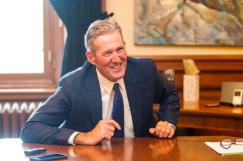 MIKAELA MACKENZIE / WINNIPEG FREE PRESS

Premier Brian Pallister speaks to the Free Press in his office at the Manitoba Legislative Building in Winnipeg on Wednesday, Sept. 2, 2020. For Larry Kusch story.
Winnipeg Free Press 2020.