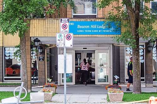 MIKAELA MACKENZIE / WINNIPEG FREE PRESS

The Beacon Hill Lodge Long Term Care Home in Winnipeg on Wednesday, Sept. 2, 2020. For -- story.
Winnipeg Free Press 2020.