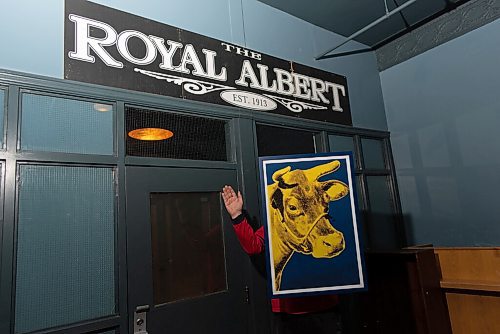 JESSE BOILY  / WINNIPEG FREE PRESS
Dave Ham, owner of the Royal Albert is currently renovating the bar, poses for a photo with his head as a Andy Warhol painting on Wednesday. Wednesday, Sept. 2, 2020.
Reporter:
