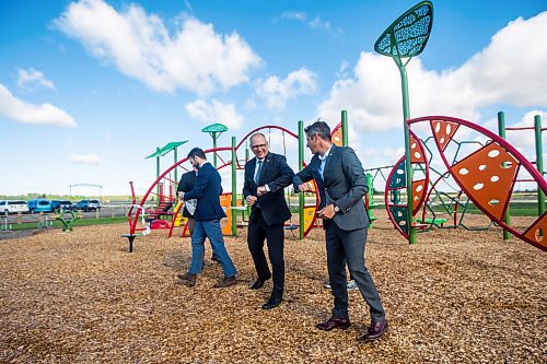 MIKAELA MACKENZIE / WINNIPEG FREE PRESS

Mayor Brian Bowman and St. James councillor Scott Gillingham bump elbows after a ribbon cutting for the Optimist Park expansion in Winnipeg on Thursday, Sept. 3, 2020. For Joyanne story.
Winnipeg Free Press 2020.