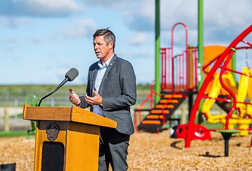 MIKAELA MACKENZIE / WINNIPEG FREE PRESS

Mayor Brian Bowman speaks at a ribbon cutting for the Optimist Park expansion in Winnipeg on Thursday, Sept. 3, 2020. For Joyanne story.
Winnipeg Free Press 2020.