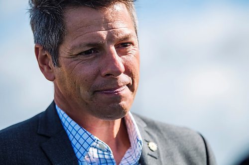 MIKAELA MACKENZIE / WINNIPEG FREE PRESS

Mayor Brian Bowman speaks to the media after a ribbon cutting for the Optimist Park expansion in Winnipeg on Thursday, Sept. 3, 2020. For Joyanne story.
Winnipeg Free Press 2020.