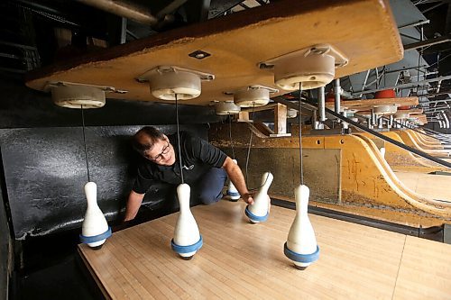 JOHN WOODS / WINNIPEG FREE PRESS
Edward Dubinsky does some repairs at Uptown Alley in Winnipeg Thursday, September 3, 2020. Dubinsky took over the bowling services business JD Bowling Services that his father started back in 1972.

Reporter: Sanderson