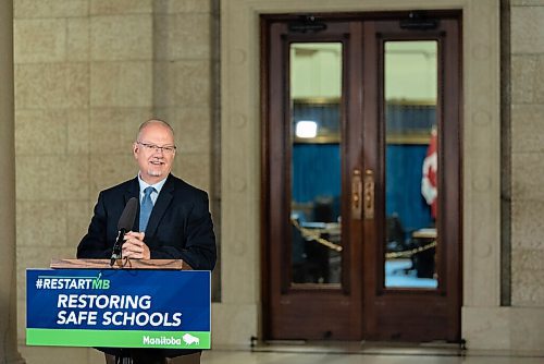 JESSE BOILY  / WINNIPEG FREE PRESS
Kelvin Goertzen, Education Minister, speaks to media on the opening of schools in Manitoba at the Legislative building on Tuesday. Tuesday, Sept. 8, 2020.
Reporter:
