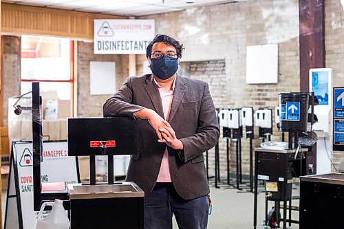 MIKAELA MACKENZIE / WINNIPEG FREE PRESS

Josh Giesbrecht, president of Exchange PPE, poses for a portrait in the new wholesale personal protective equipment business in Winnipeg on Tuesday, Sept. 8, 2020. For Temur Durrani story.
Winnipeg Free Press 2020.