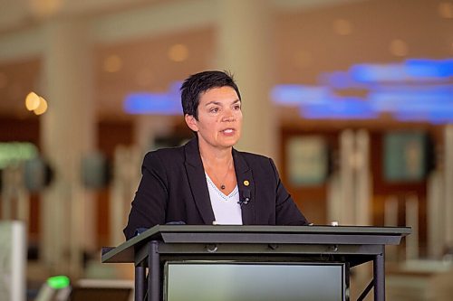 Mike Sudoma / Winnipeg Free Press
Brita Chell, Chair of the Board of Directors at the Winnipeg Airports Authority, touches on 2019s successes as well as the current state of the trade industry at the WAAs AGM Wednesday morning
September 9, 2020