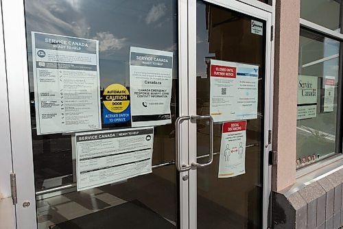 JESSE BOILY  / WINNIPEG FREE PRESS
The Winnipeg Rivergrove Service Canada Centre on Friday. The centre has been closed since March 30. Friday, Sept. 11, 2020.
Reporter: Dylan Robertson