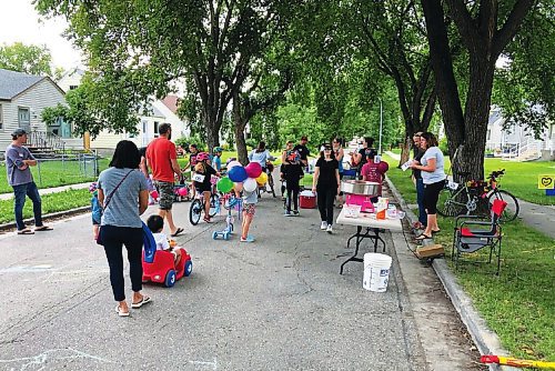 Canstar Community News Friends and neighbours came together to enjoy a block party on Sept. 5 on Handyside Avenue in St. Vital.