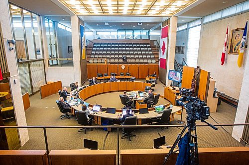 MIKAELA MACKENZIE / WINNIPEG FREE PRESS

A council meeting at City Hall in Winnipeg on Tuesday, Sept. 15, 2020.  For Joyanne Pursaga story.
Winnipeg Free Press 2020.