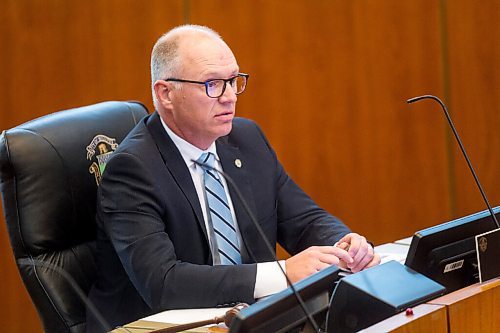 MIKAELA MACKENZIE / WINNIPEG FREE PRESS

Councillor Scott Gillingham speaks at a council meeting at City Hall in Winnipeg on Tuesday, Sept. 15, 2020.  For Joyanne Pursaga story.
Winnipeg Free Press 2020.