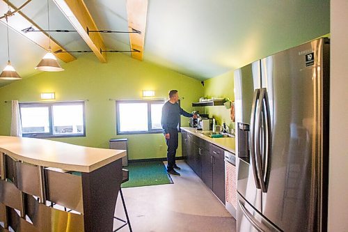 MIKAELA MACKENZIE / WINNIPEG FREE PRESS

Founder and CEO Jason Abbott shows the kitchen at the 130 Scott Street location of Launch Coworking in Winnipeg on Thursday, Sept. 17, 2020.  For Ben Waldman story.

Winnipeg Free Press 2020