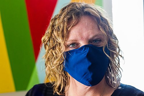 MIKAELA MACKENZIE / WINNIPEG FREE PRESS

Tammy Reimer poses for a portrait with naloxone kits and harm reduction supplies in her office at Nine Circles in Winnipeg on Friday, Sept. 18, 2020.  For Katie May story.

Winnipeg Free Press 2020