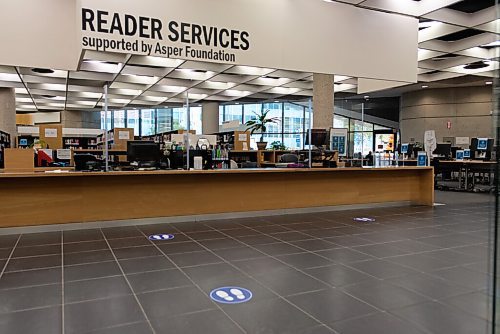 JESSE BOILY  / WINNIPEG FREE PRESS
The Millennium Library prepares for its reopening on Monday.  Libraries will reopen for browsing with some restrictions. Friday, Sept. 18, 2020.
Reporter: Joyanne