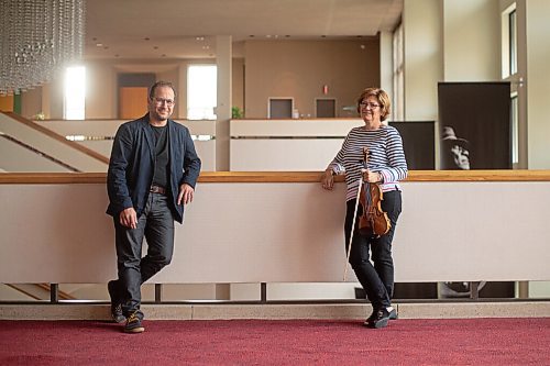 Mike Sudoma / Winnipeg Free Press
Winnipeg Symphony Orchestra concertmaster, Gwen Hoebig, and Associate Conductor, Julian Pellicano get ready for the WSO season opener scheduled for October 2nd, a performance in which Hoebig will be headlining.
September 18, 2020