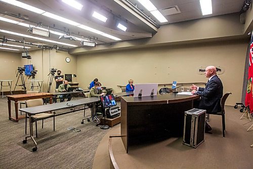 MIKAELA MACKENZIE / WINNIPEG FREE PRESS

Dr. Brent Roussin, Manitoba's chief public health officer, speaks to the media at the Manitoba Legislative Building in Winnipeg on Monday, Sept. 21, 2020.  For Carol Sanders story.

Winnipeg Free Press 2020