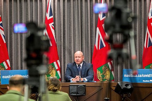 MIKAELA MACKENZIE / WINNIPEG FREE PRESS

Dr. Brent Roussin, Manitoba's chief public health officer, speaks to the media at the Manitoba Legislative Building in Winnipeg on Monday, Sept. 21, 2020.  For Carol Sanders story.

Winnipeg Free Press 2020