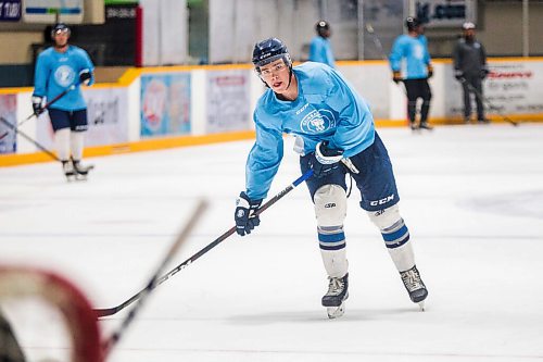 MIKAELA MACKENZIE / WINNIPEG FREE PRESS

Ty Naaykens at the Steinbach Pistons MJHL training camp at the TG Smith Centre in Steinbach on Tuesday, Sept. 22, 2020.  For Mike Sawatzky story.

Winnipeg Free Press 2020